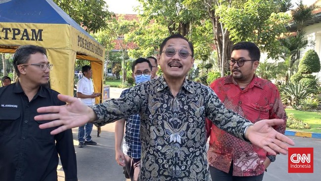 Budi Santoso: Ada SK Pemecatan Dekan FK Tapi Tak Ada Penjelasan