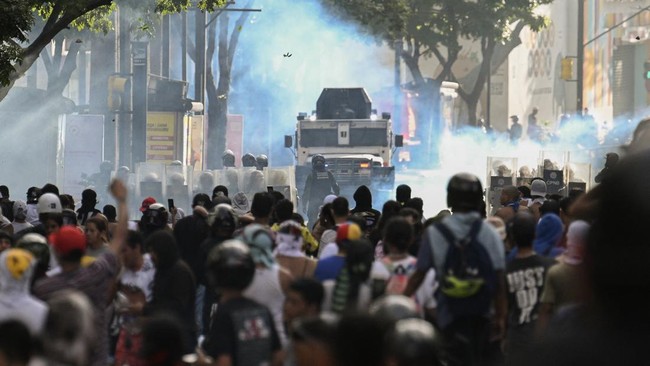 Unjuk Rasa Pecah di Venezuela Menolak Kemenangan Maduro dalam Pilpres